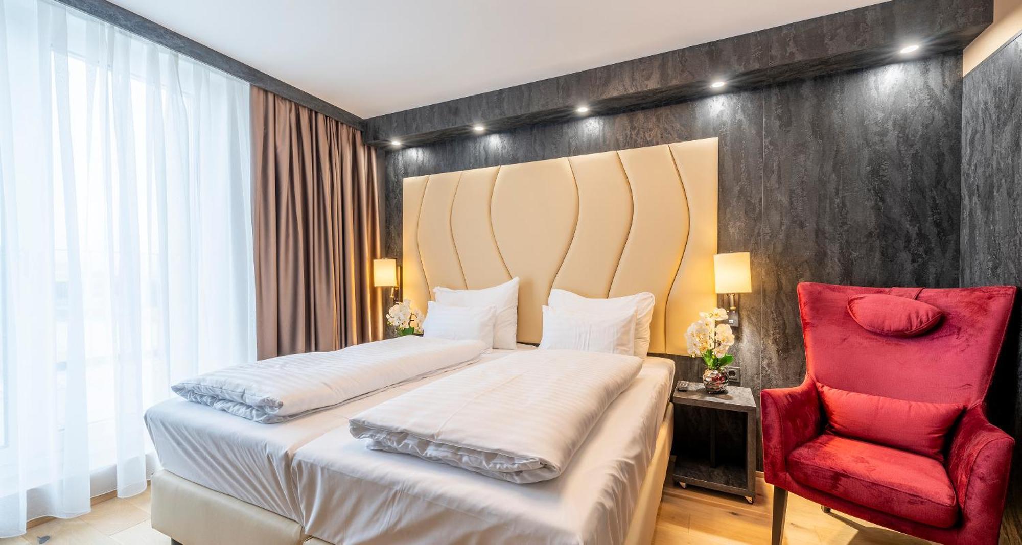 Plaza Residence วีเนอร์นอยชตัดท์ ภายนอก รูปภาพ