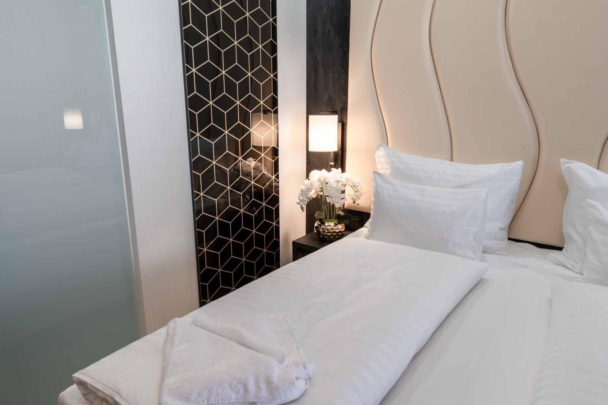 Plaza Residence วีเนอร์นอยชตัดท์ ภายนอก รูปภาพ